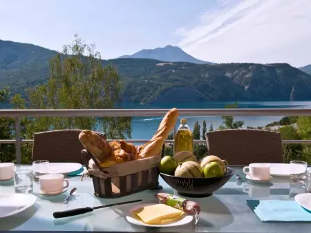Wohnung mit Blick auf das Wasser, Appartement 8 personnes à Chorges - Photo 10