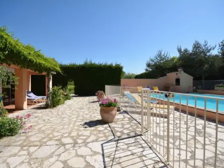 Le Rieu  mit eigener Terrasse, Maison 9 personnes à Malaucène - Photo 4