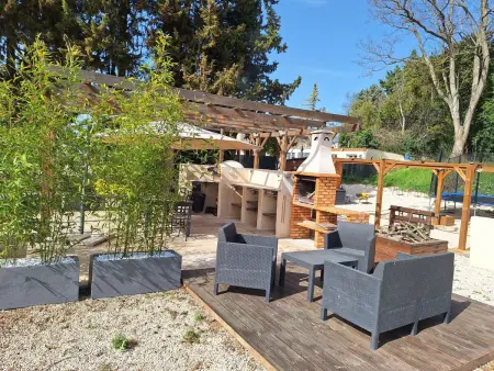 Leonie's Gîte Moulin de Tartay in Avignon, Appartement 2 personnes à Montfavet - Photo 3