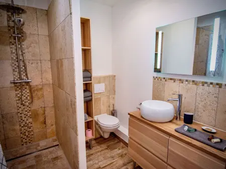 Leonie's Gîte Moulin de Tartay in Avignon, Appartement 2 personnes à Montfavet - Photo 11