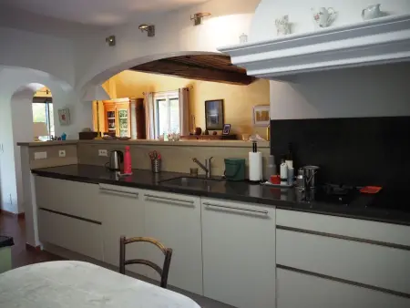 Provenzalisches Haus mit Pool und Garten, Maison 6 personnes à Mallemort - Photo 11