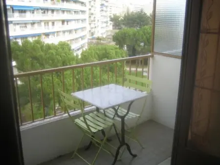 Studio  Observatoire  möbliert 20m2 mit Balkon 2m2 - Photo 1