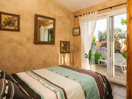 Le mas de l'Aven Unterkunft le mûrier, Maison 4 personnes à Aups - Photo 5