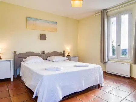 in Draguignan, Côte d'Azur, Maison 7 personnes à Draguignan - Photo 13