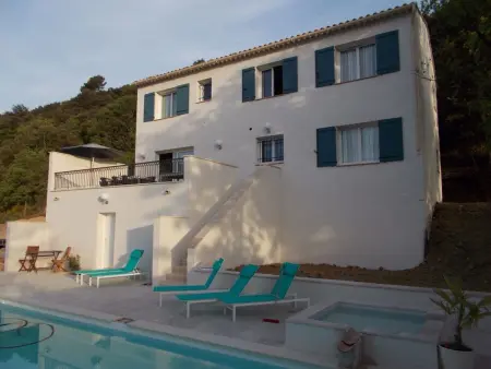 Limounie  mit Terrasse, Maison 16 personnes à Allemagne en Provence - Photo 1