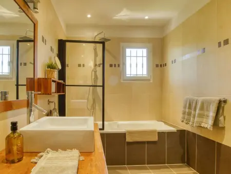 Villa St. Julian, Maison 6 personnes à Montferrat - Photo 15