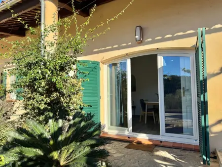 im Herzen eines Weinguts, schattige Terrasse mit Meerblick, Pool - Photo 12
