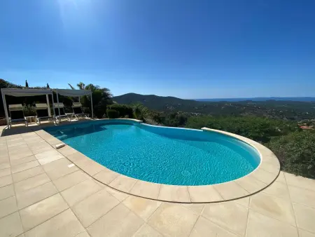 Ferienvilla mit Pool Infinity, Maison 10 personnes à La Londe Les Maures - Photo 1