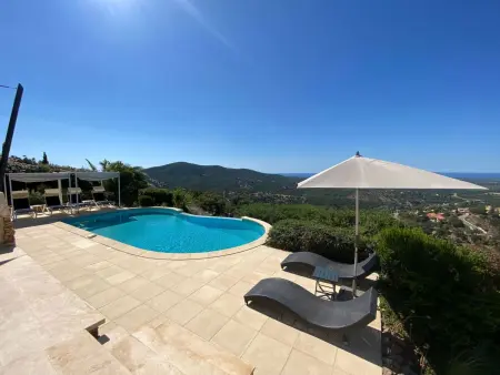 Ferienvilla mit Pool Infinity, Maison 10 personnes à La Londe Les Maures - Photo 2