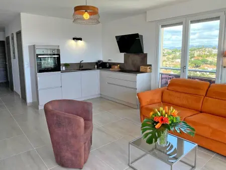 Appt 4 Pers - Pirscine - Vue Mer - Clim, Appartement 4 personnes à Plan de la Tour - Photo 4