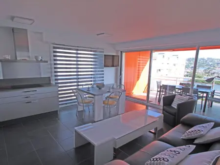 Appt 4 Pers - Pirscine - Vue Mer - Clim, Appartement 4 personnes à Plan de la Tour - Photo 2