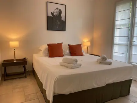 Klimatisierte Wohnung mit Garten, Appartement 6 personnes à Montauroux - Photo 9