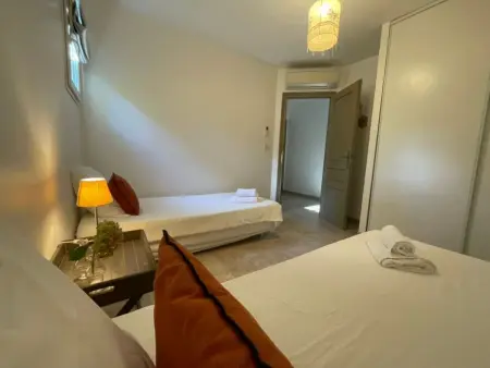 Klimatisierte Wohnung mit Garten, Appartement 6 personnes à Montauroux - Photo 10