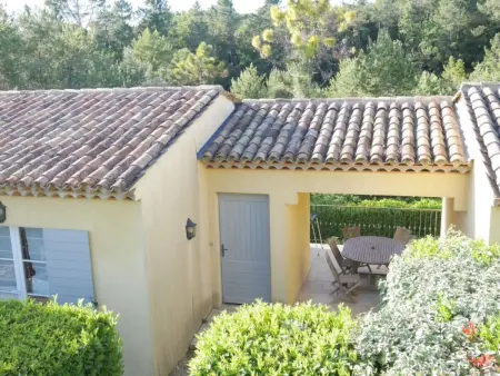 Gemütliche Ferienwohnung mit Pool, Appartement 6 personnes à Montauroux - Photo 3