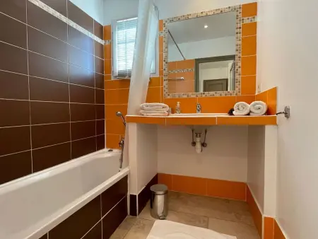 Gemütliche Ferienwohnung mit Pool, Appartement 6 personnes à Montauroux - Photo 21