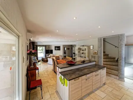 mit eigenem Pool, Maison 8 personnes à Taradeau - Photo 15