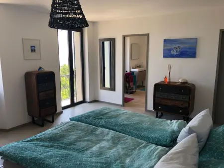 Ferienvilla mit Blick auf das Wasser, Maison 6 personnes à Golfe Juan - Photo 10