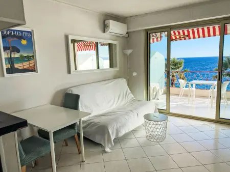 Studio-Apartment mit Blick auf das Wasser, Appartement 2 personnes à Antibes - Photo 8