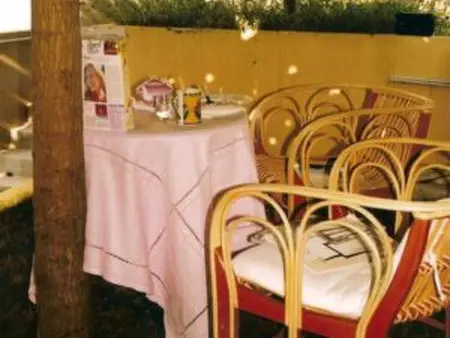 mit privatem Garten und Terrasse, Maison 2 personnes à Nice - Photo 13