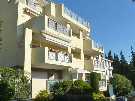 mit privatem Garten und Terrasse, Maison 2 personnes à Nice - Photo 15