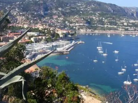 mit privatem Garten und Terrasse, Maison 2 personnes à Nice - Photo 18