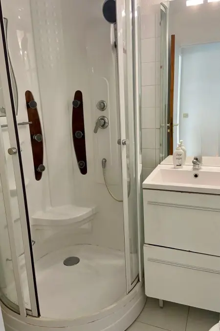 Schöne Wohnung in Villefranche-Sur-Mer, Appartement 4 personnes à Villefranche sur Mer - Photo 5