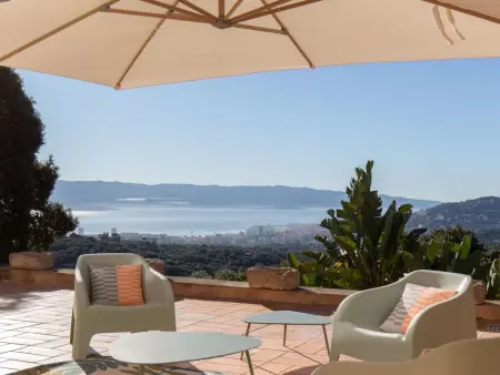 Apartment Terrasse Panoramablick auf den Golf, Appartement 4 personnes à Afa - Photo 1