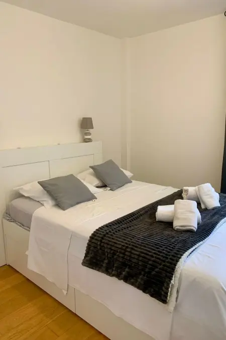 Neue Wohnung 2 Minuten vom Hafen entfernt, Appartement 6 personnes à Bonifacio - Photo 2
