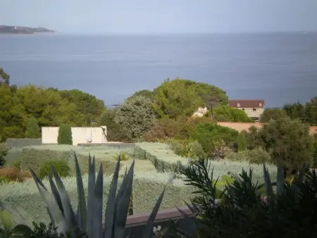 Pont de bateau, Meerblick mit privatem Pool, Appartement 4 personnes à Saint Florent - Photo 17