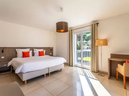 Villa 4 Schlafzimmer, privater Pool Garten und Parkplatz - Photo 5