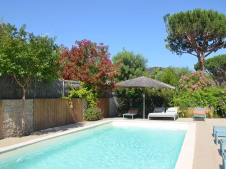 Villa mit 6 Schlafzimmern, privatem Pool Garten und Parkplatz - Photo 9