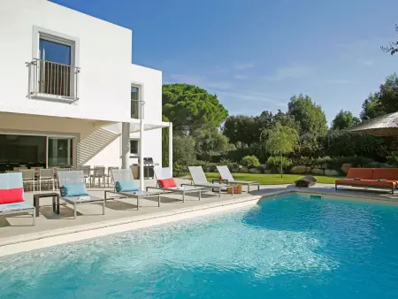 Villa mit 6 Schlafzimmern, privatem Pool Garten und Parkplatz - Photo 11