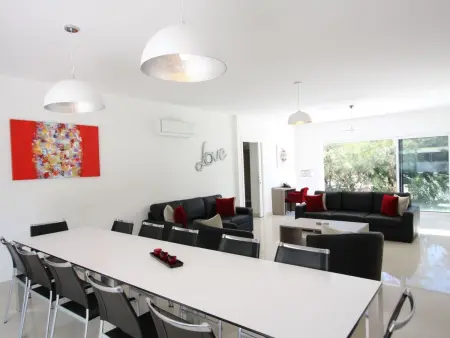 Villa mit 6 Schlafzimmern, privatem Pool Garten und Parkplatz - Photo 17