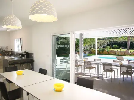Villa mit 6 Schlafzimmern, privatem Pool Garten und Parkplatz - Photo 24