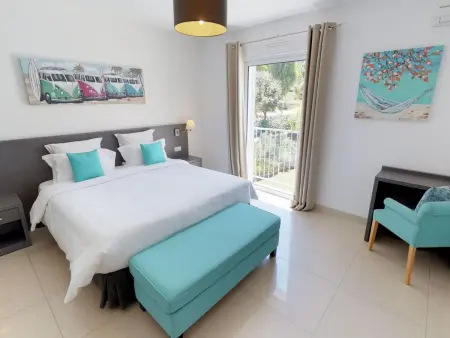 Villa mit 6 Schlafzimmern, privatem Pool Garten und Parkplatz - Photo 25