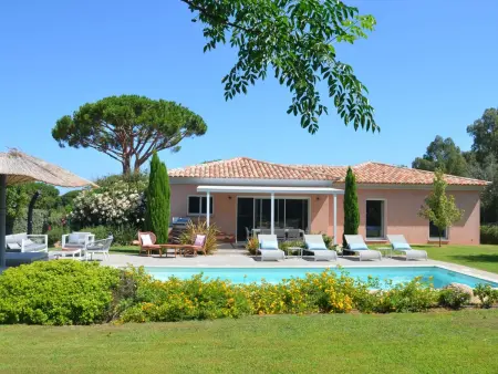 Villa 3 Schlafzimmer, privater Pool Garten und Parkplatz - Photo 3