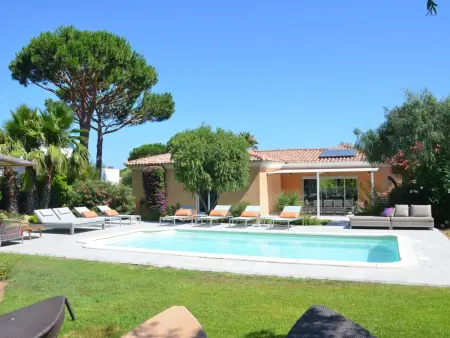 Villa 3 Schlafzimmer, privater Pool Garten und Parkplatz - Photo 9