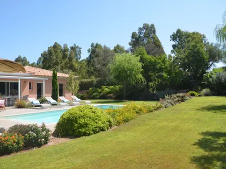 Villa 3 Schlafzimmer, privater Pool Garten und Parkplatz - Photo 13