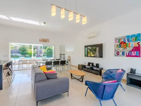 Villa 3 Schlafzimmer, privater Pool Garten und Parkplatz - Photo 29