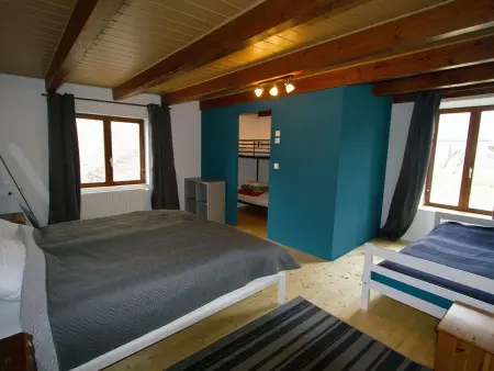 Großes Ferienhaus mit Terrasse und Garten, Maison 15 personnes à Celles en Bassigny - Photo 1