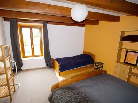 Großes Ferienhaus mit Terrasse und Garten, Maison 15 personnes à Celles en Bassigny - Photo 15