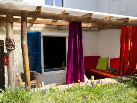 in Celles-En-Bassigny  umzäunter Garten, Maison 11 personnes à Celles en Bassigny - Photo 9