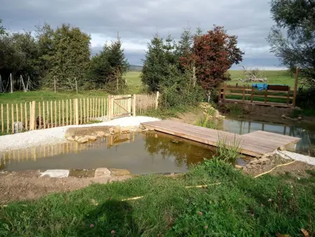 in Celles-En-Bassigny  umzäunter Garten, Maison 11 personnes à Celles en Bassigny - Photo 15