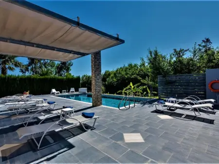 Villa  Xenos  mit Blick auf das Wasser, Maison 10 personnes à Kos - Photo 4
