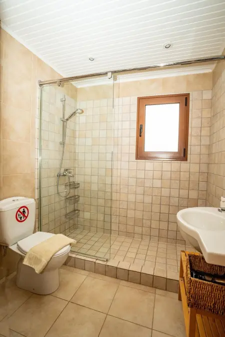 Ferienvilla Madia in Strandnähe, Maison 6 personnes à Archangelos - Photo 24