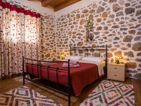 Schöne Steinvilla im Wald, Maison 6 personnes à Archangelos - Photo 16