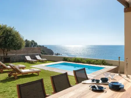 South Key Villa mit Schwimmbad, Maison 7 personnes à Pefki - Photo 1