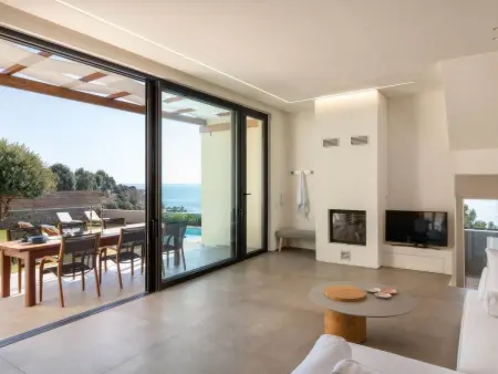 South Key Villa mit Schwimmbad, Maison 7 personnes à Pefki - Photo 4