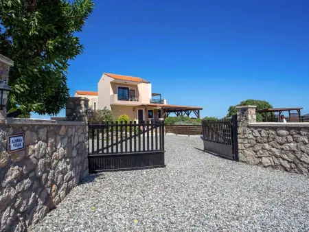 mit Blick auf das Wasser, Maison 6 personnes à Gennadi - Photo 3