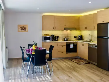 mit Garten, Grill und Terrasse, Maison 2 personnes à Gennadi - Photo 22